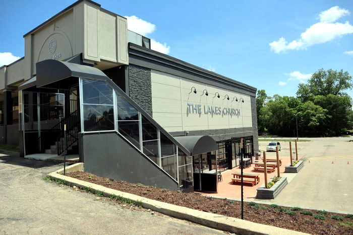 Union Lake Twin Cinemas - June 16 2022 Photo (newer photo)